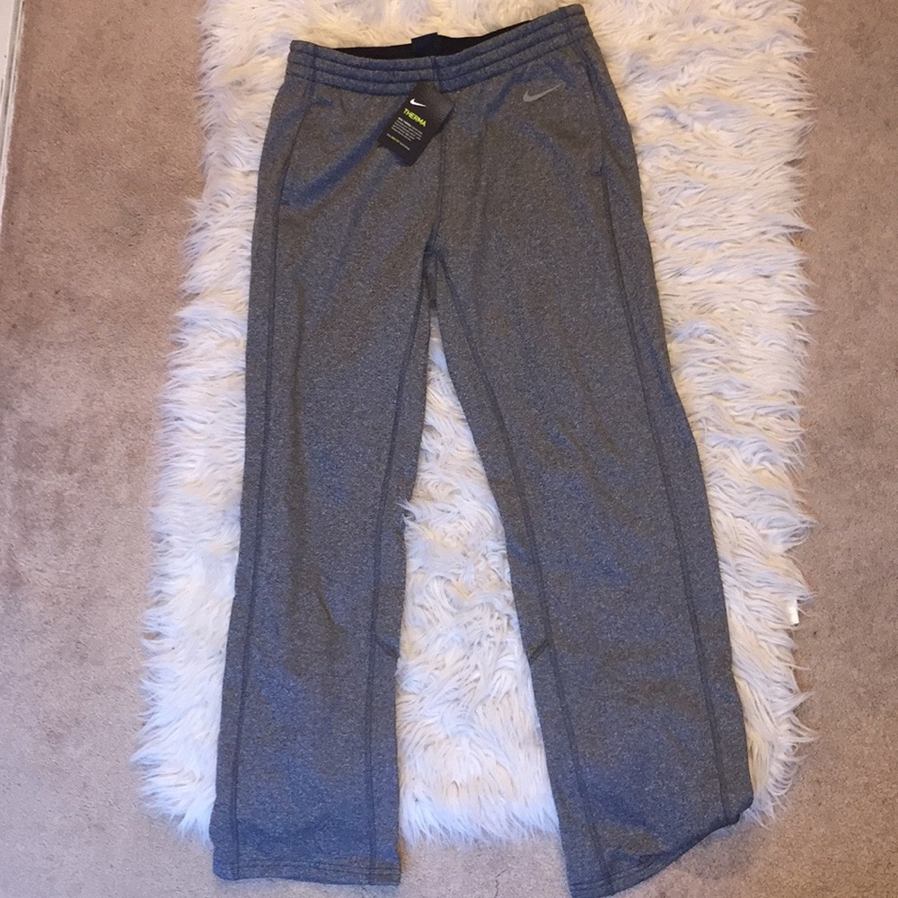 😍✨NIKE THERMA SWEATPANTS✨😍